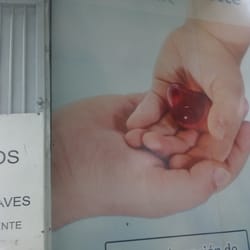 Hospital Bernardette - Entrada al estacionamiento