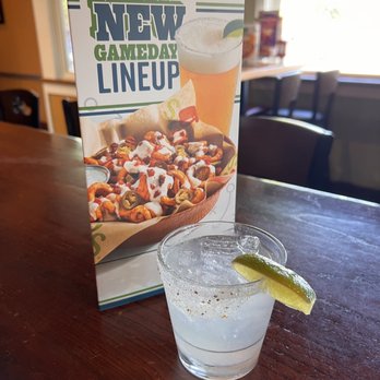 Chili's - They have a new bar menu and the Bartender told me they have NFL Sunday Ticket!!! - Bars Near Me - Gallatin, Tennessee