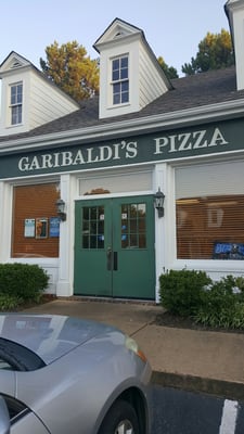 Garibaldi's Pizza by null