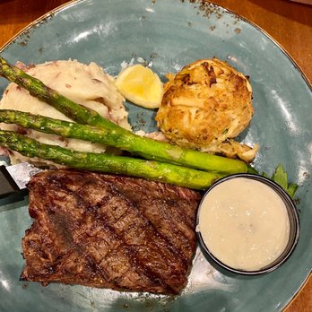 Phillips Seafood - Steak and Crab - Seafood Near Me - Baltimore, Maryland