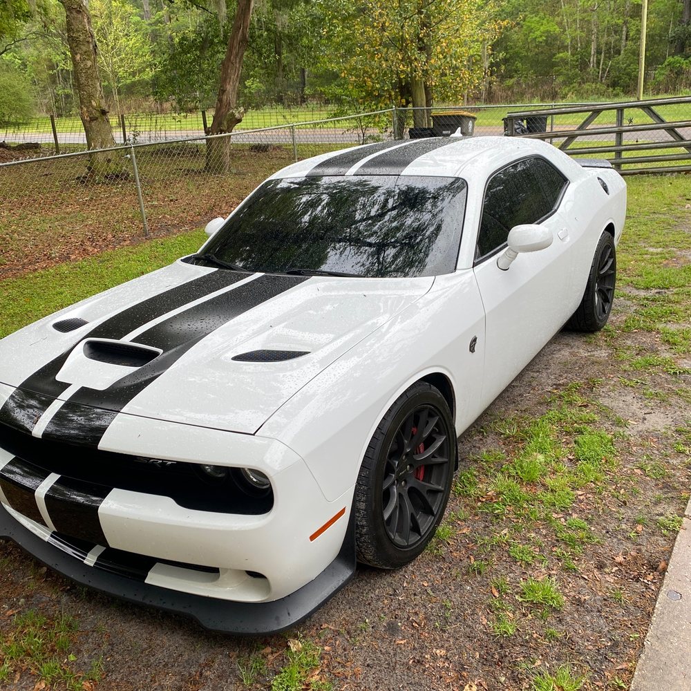 Front windshield tint Front windshield tint