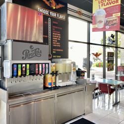 Fatburger & Buffalo's Express - Drink station