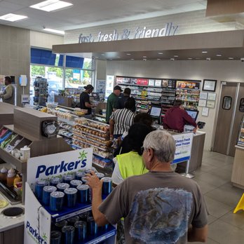 Parker's Kitchen - The line at self checkout - Gas Stations Near Me - Pooler, Georgia