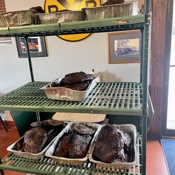 Wabash BBQ - Mounds of smoked Beef - Barbeque Near Me - Excelsior Springs, Missouri Wabash BBQ - Mounds of smoked Beef - Barbeque Near Me - Excelsior Springs, Missouri
