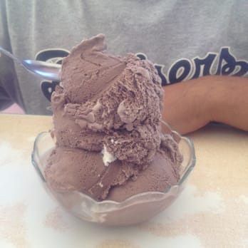 Superior Dairy - One scoop - Ice Cream & Frozen Yogurt Near Me - Hanford, California