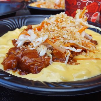 Friar's Nook - a black plate of food - Fast Food Near Me - Orlando, Florida