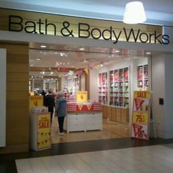 Bath & Body Works - Mall Storefront