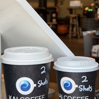 Kai Coffee Hawaii Roastery - Macadamia Nut Latte - Coffee Roasteries Near Me - Honolulu, Hawaii