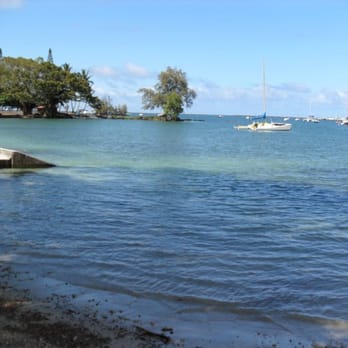 Reeds Bay Beach Park - Parks Near Me - Hilo, Hawaii Reeds Bay Beach Park - Parks Near Me - Hilo, Hawaii