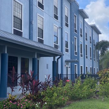 Best Western Plus Bradenton Gateway Hotel - Hotels Near Me - Bradenton, Florida Best Western Plus Bradenton Gateway Hotel - Hotels Near Me - Bradenton, Florida
