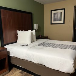 Knights Inn - Comfy