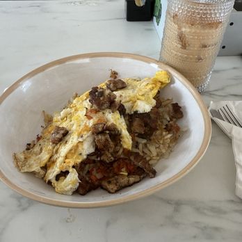RoJo Coffee - Rojo scramble (eggs, sausage, hashbrowns, and sautéed chopped peppers and onions) - Coffee & Tea Near Me - Chesapeake, Virginia