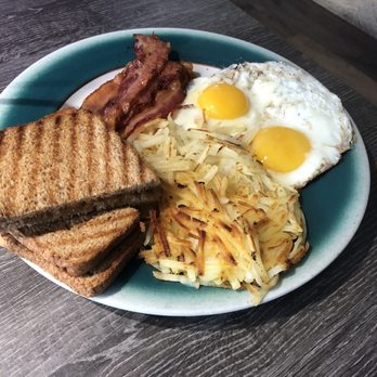Peanuts Deluxe Cafe - Diners Near Me - San Jose, California Peanuts Deluxe Cafe - Diners Near Me - San Jose, California
