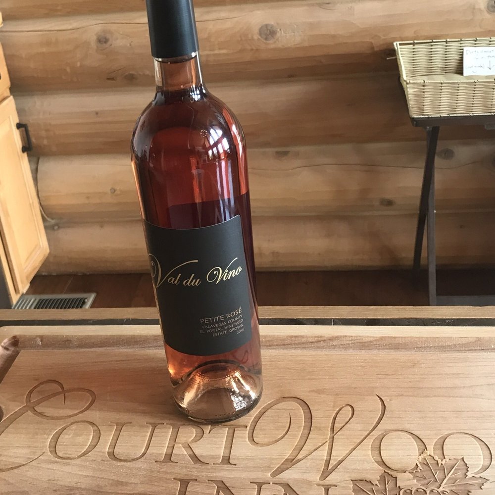 Courtwood Inn - Val du Vino Winery is nearby and the refreshing Petite Rose' was the perfect purchase to take back to the Inn on a summer's day. - Bed & Breakfast Near Me - Murphys, California Courtwood Inn - Val du Vino Winery is nearby and the refreshing Petite Rose' was the perfect purchase to take back to the Inn on a summer's day. - Bed & Breakfast Near Me - Murphys, California