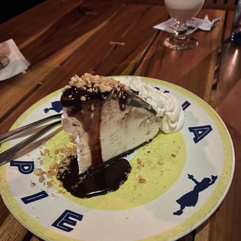 Kimo's Maui - The best Kimo 's Original Hula Pie® - Seafood Near Me - Lahaina, Hawaii