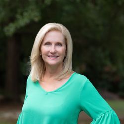 MidTown Smiles Dental Care - Dr Jessica McConnell