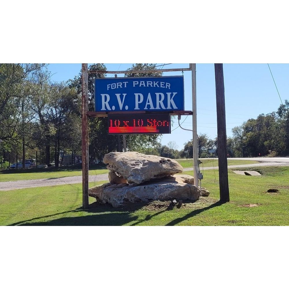 FORT PARKER RV PARK AND STORAGE 2576 TX14N, Groesbeck, Texas Self