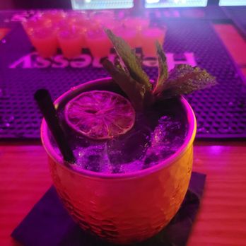 El Tiesto Cafe Miami - Dominican Near Me - Miami, Florida