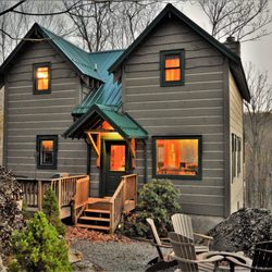 Superlative Realty Services - 2BR/2BA log cabin on Beech Mountain