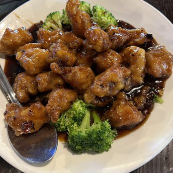 Lam's Kitchen - Orange chicken - Chinese Near Me - Matthews, North Carolina Lam's Kitchen - Orange chicken - Chinese Near Me - Matthews, North Carolina
