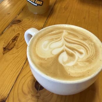 The Flinderstreet Cafe - Honey vanilla latte and unsweetened iced tea - Coffee & Tea Near Me - Chino, California