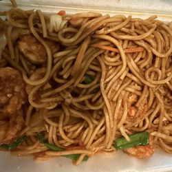Golden Chopsticks - Shrimp lo mein