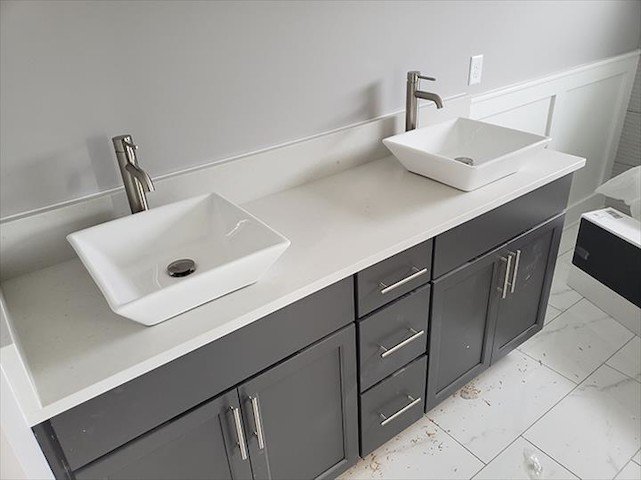 Slide of V & L Plumbing