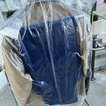 Holiday Cleaners - Dry Cleaning Near Me - Milpitas, California