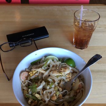 Li's noodles - Pad Thai - Pan Asian Near Me - Matthews, North Carolina