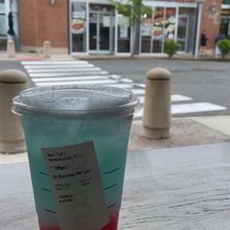 Summer berry refresher lemonade Summer berry refresher lemonade