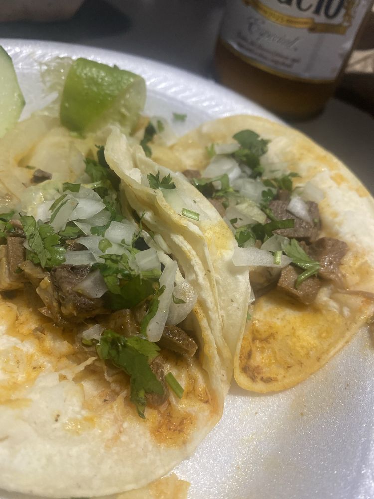 Taqueria Albertos Logo