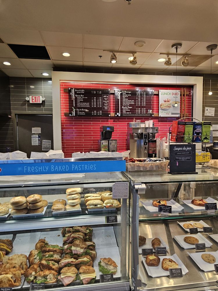 BRIOCHE DORÉE Updated August 2024 26 Photos & 48 Reviews 5501