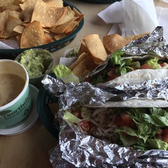 Taco Tonto's - Chicken tacos (pulled chicken). Guacamole and queso on the side. - Mexican Near Me - Kent, Ohio
