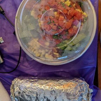 Roxanne's Taqueria - Carne asada burrito and bowl - Mexican Near Me - Stoughton, Massachusetts