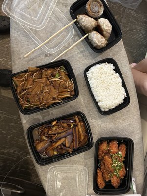 Kwok's Bistro by null