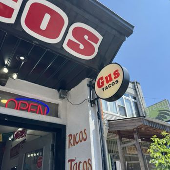 Gus Tacos - Mexican Near Me - Toronto, Ontario