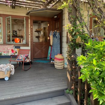 Bungalow by FiG - The Bungalow by FIG is located in one of the prettiest old houses in Ojai. - Women's Clothing Near Me - Ojai, California Bungalow by FiG - The Bungalow by FIG is located in one of the prettiest old houses in Ojai. - Women's Clothing Near Me - Ojai, California