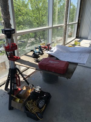 Mike’s Pipe’s Logo