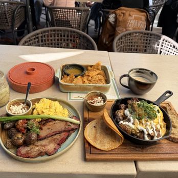 En Familia - Mexican Near Me - Anaheim, California