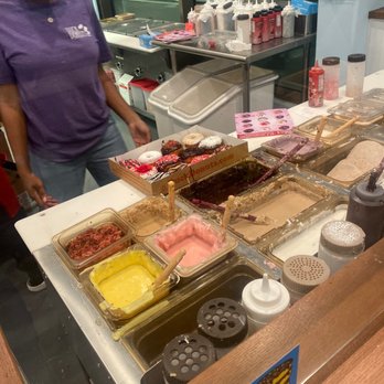 Duck Donuts - Box Of donuts - Donuts Near Me - Rancho Cucamonga, California Duck Donuts - Box Of donuts - Donuts Near Me - Rancho Cucamonga, California