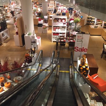 Crate & Barrel - Furniture Stores Near Me - Arlington, Virginia