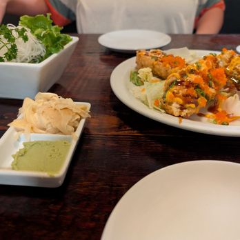 Mikko Sushi - Stuffed jalapenos and seaweed salad - Sushi Bars Near Me - Vista, California