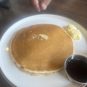 Red Maple - Side of pancake - Cafes Near Me - Los Angeles, California