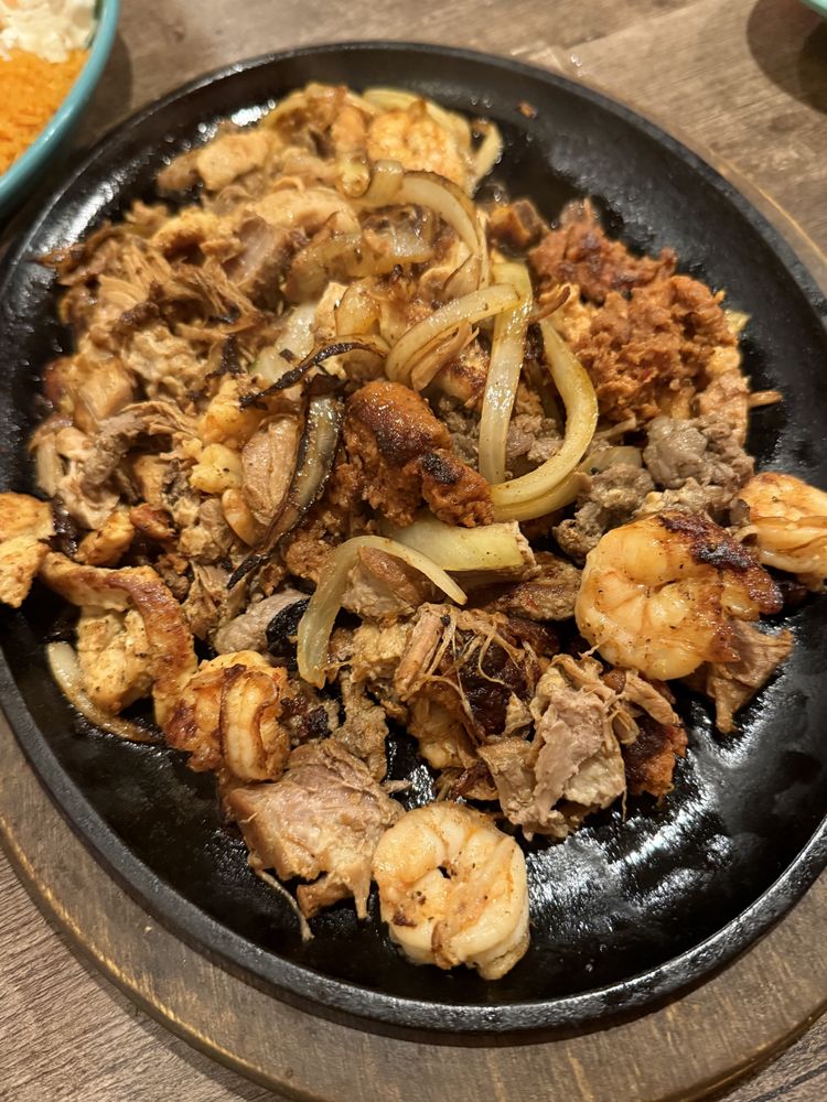 Sol Azteca Mexican Grill