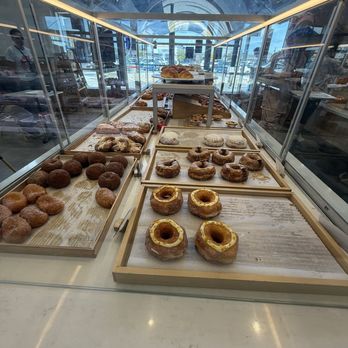 Paris Baguette - Store - Bakeries Near Me - Richmond Hill, Ontario Paris Baguette - Store - Bakeries Near Me - Richmond Hill, Ontario