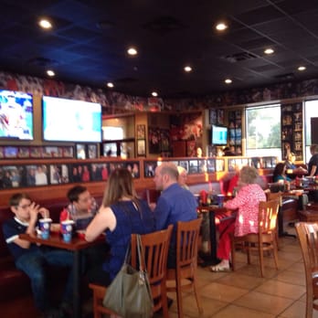 Full Moon BBQ - Barbeque Near Me - Fultondale, Alabama