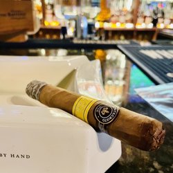 Beach Cigar Bar & Hookah Lounge