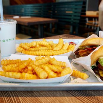 Shake Shack Navy Yard - Fast Food Near Me - Washington, DC, District of Columbia Shake Shack Navy Yard - Fast Food Near Me - Washington, DC, District of Columbia