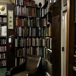 Shaw's Books