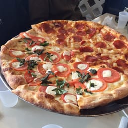 Tomato & Basil Pizza